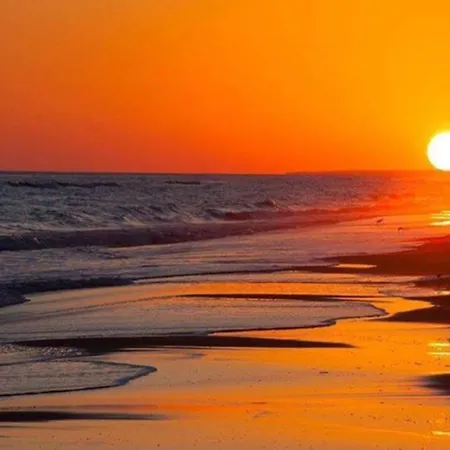 Dora Pool By Konnect,150m From The 2* 圣乔治斯