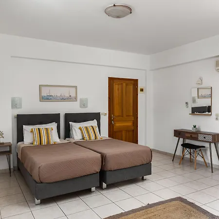 Dora Pool By Konnect,150m From The 2* Agios Georgios (Corfu)