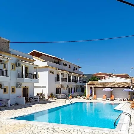 Dora Pool By Konnect,150m From The Агиос-Георгиос